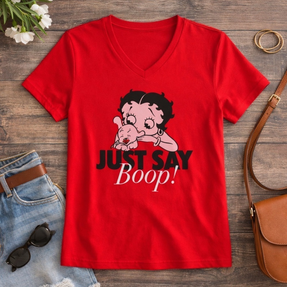Betty Boop And Pudgy Women’s Red Graphic Cotton T Shirt Size Medium V-Neck